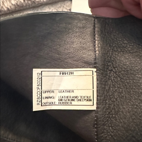 Authentic UGG RARE  Distressed  bluish Greyish Beautiful Wedge Boots 8 1/2 - 9 🎉 - Picture 13 of 14